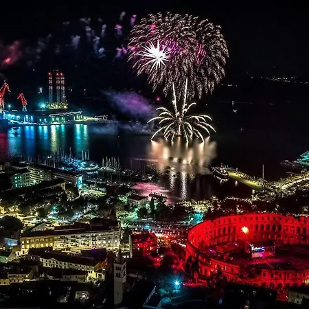 Din-pula Апартаменты Пула