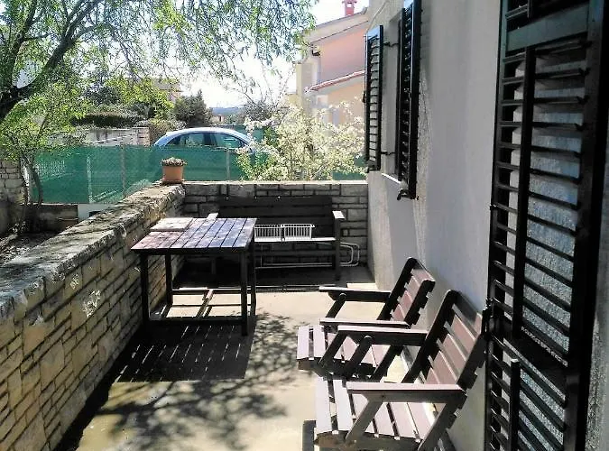 Din-pula Apartment Pula