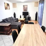 Din-pula Appartement Pula