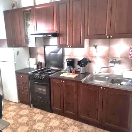 Din-pula Apartment *