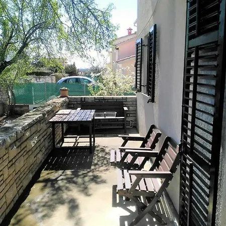 Din-pula Apartmán Pula