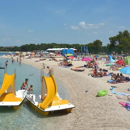 Apartment Din-pula *