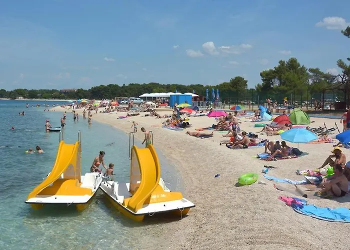 Διαμέρισμα Din-pula *