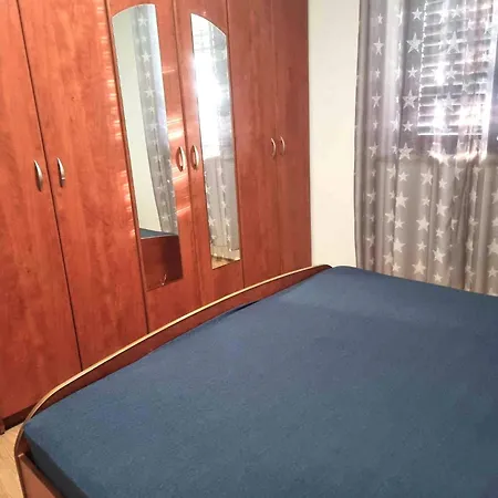 Apartment Din-pula