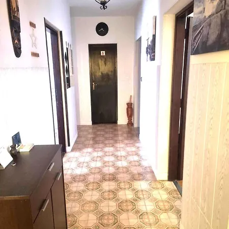 Apartment Din-pula